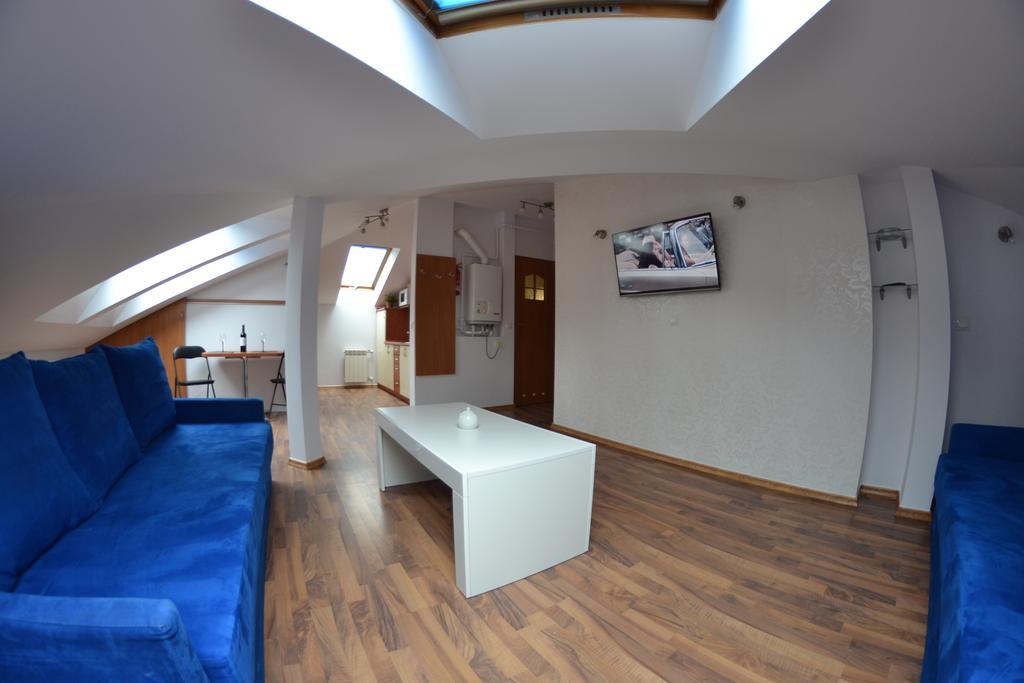 Apartament City Center Studio Deluxe 克雷尼察 外观 照片